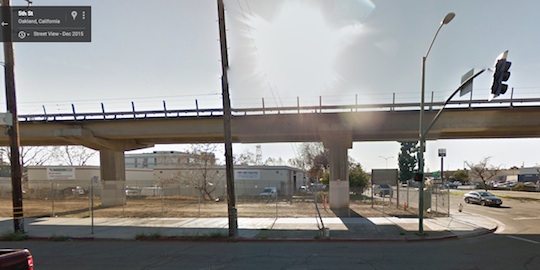 BART aerial at 5th Street at Market Street